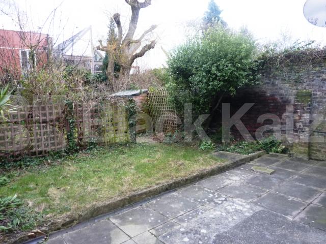 			NEW INSTRUCTION!, 1 Bedroom, 1 bath, 1 reception Flat			 Liverpool Road, HOLLOWAY